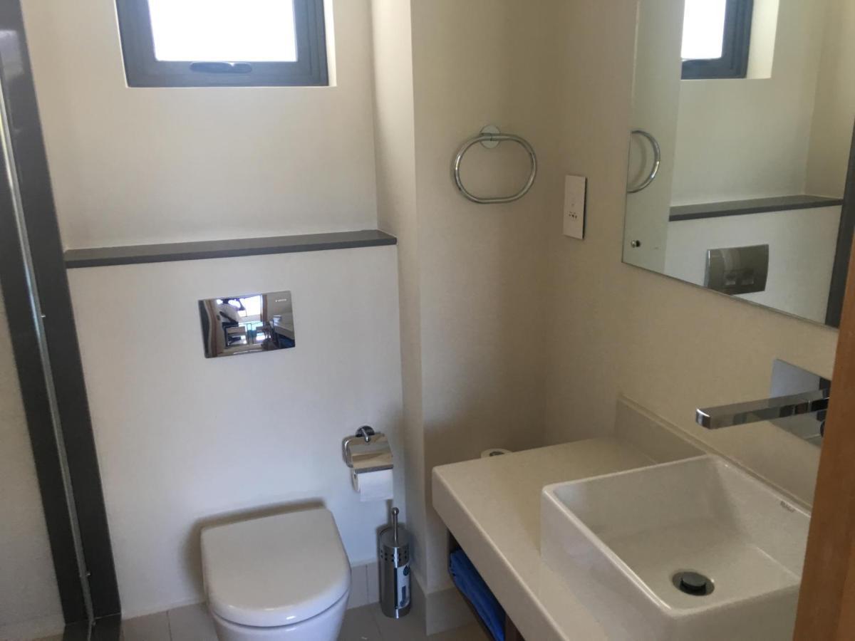 Immaculate Two Beds Luxury Marina Apartment Ривьер-Нуар Экстерьер фото
