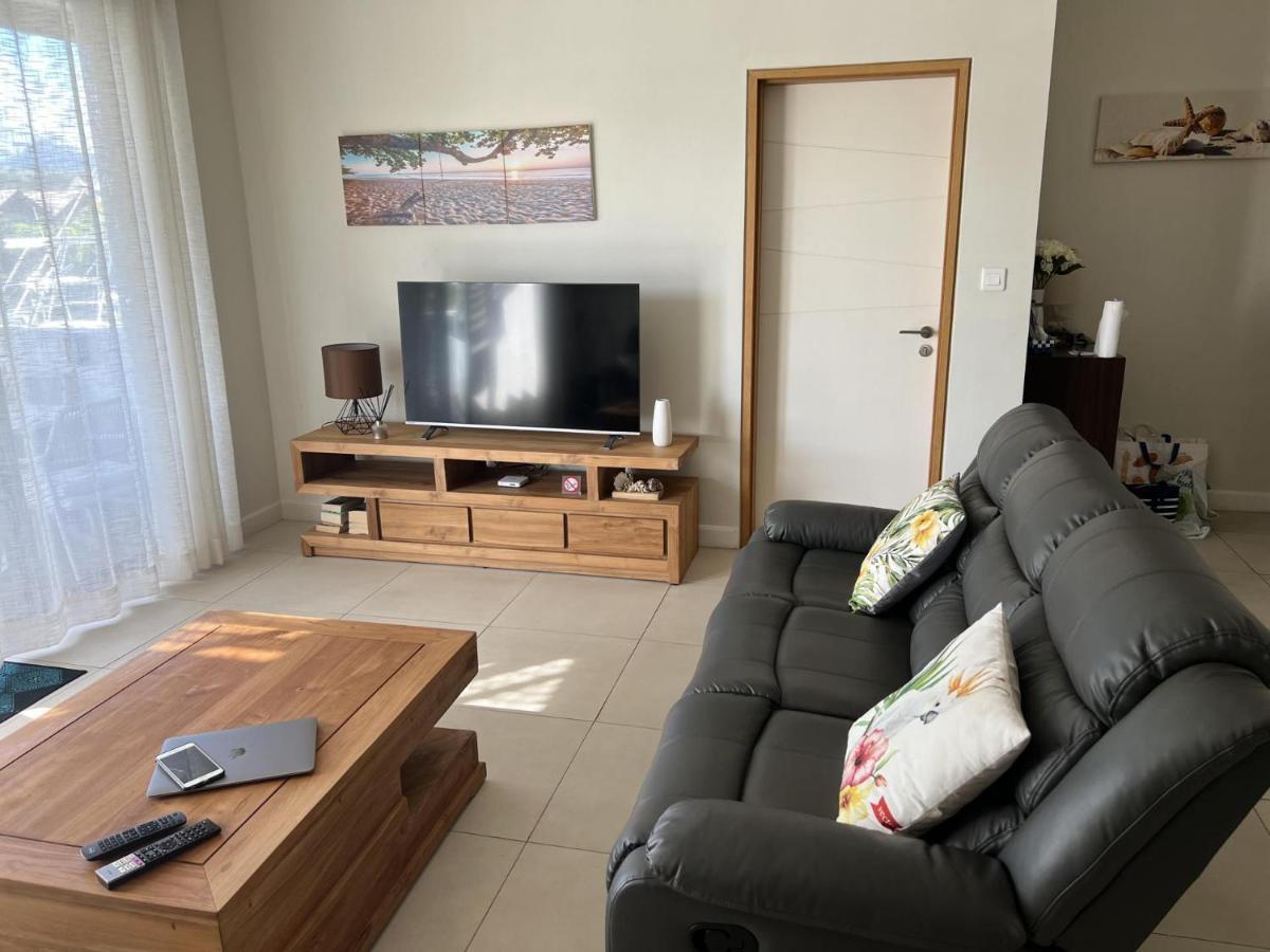 Immaculate Two Beds Luxury Marina Apartment Ривьер-Нуар Экстерьер фото